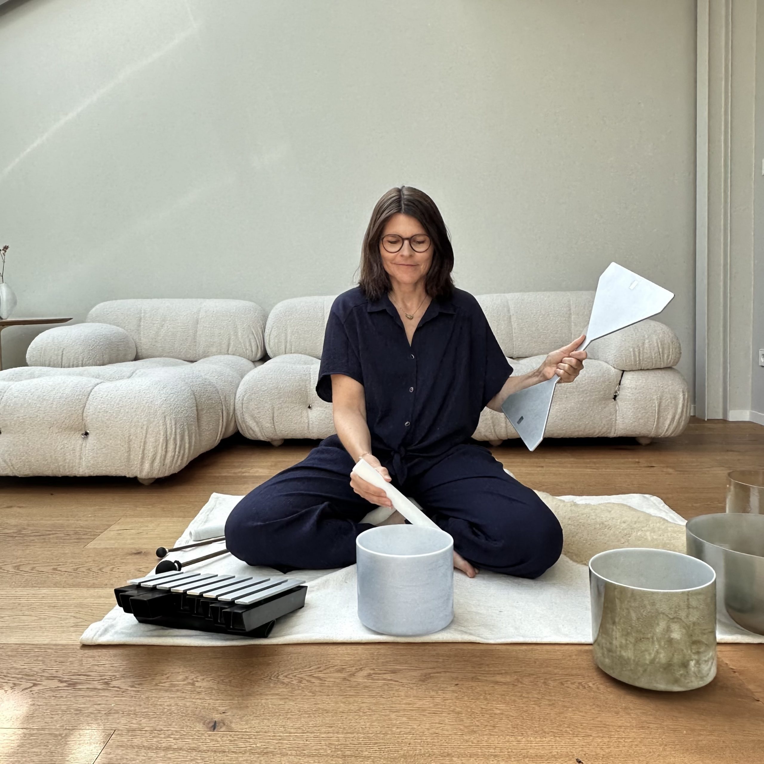 Soundhealing Kristallklangschalen Soundbath Crystal Tones